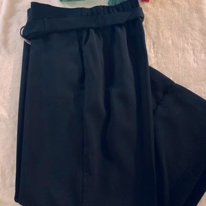 Nicole Miller - Blue/black wide leg pants with matching belt. Sz 10